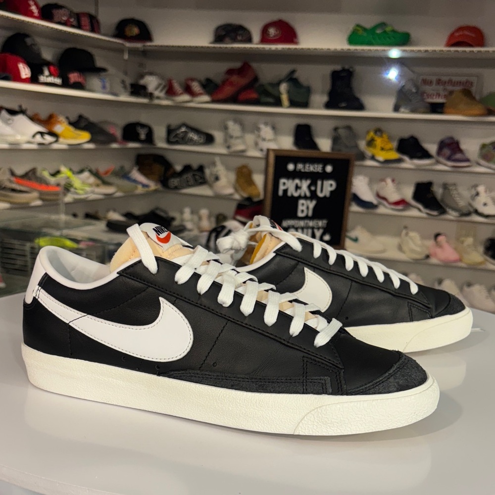 Nike Blazer Low Top Size 11